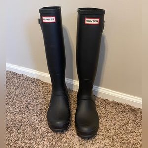Hunter Black Women's Winter & Rain Boots